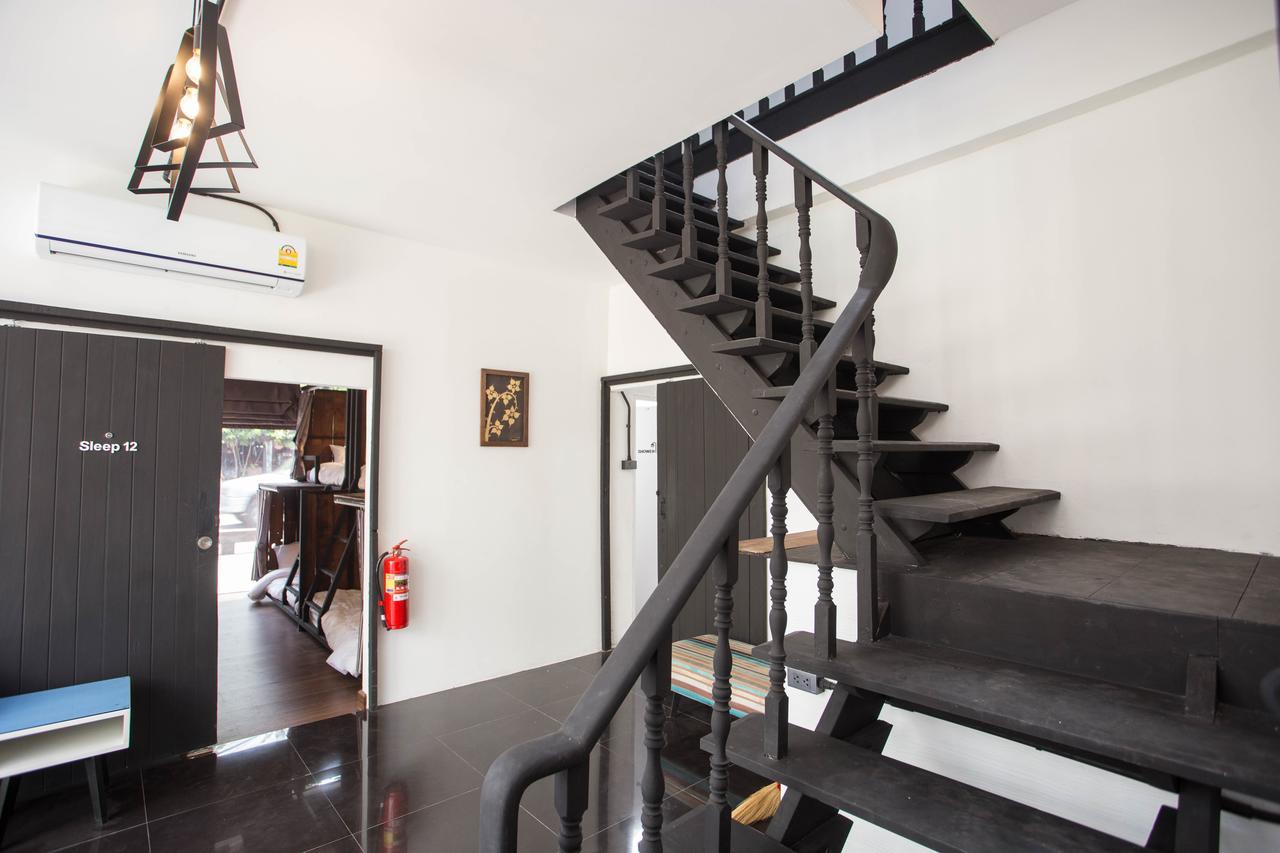 Sleep With You - Hatch Co-Living And Co-Working Space Chiang Mai Buitenkant foto