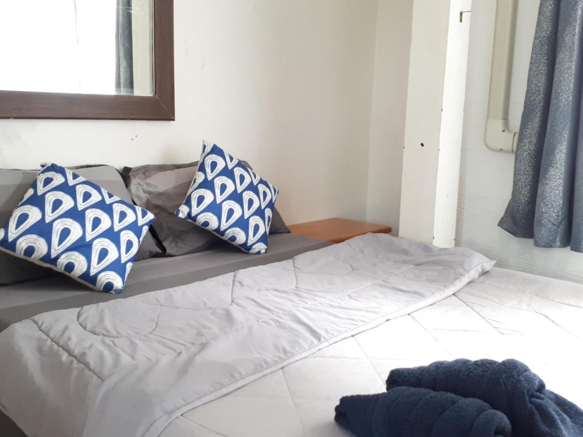 Sleep With You - Hatch Co-Living And Co-Working Space Chiang Mai Buitenkant foto
